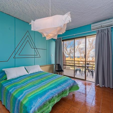 The Bongos - Socially Conscious Rooms, Part Of The Room Rate Goes To Charity Platanés Extérieur photo