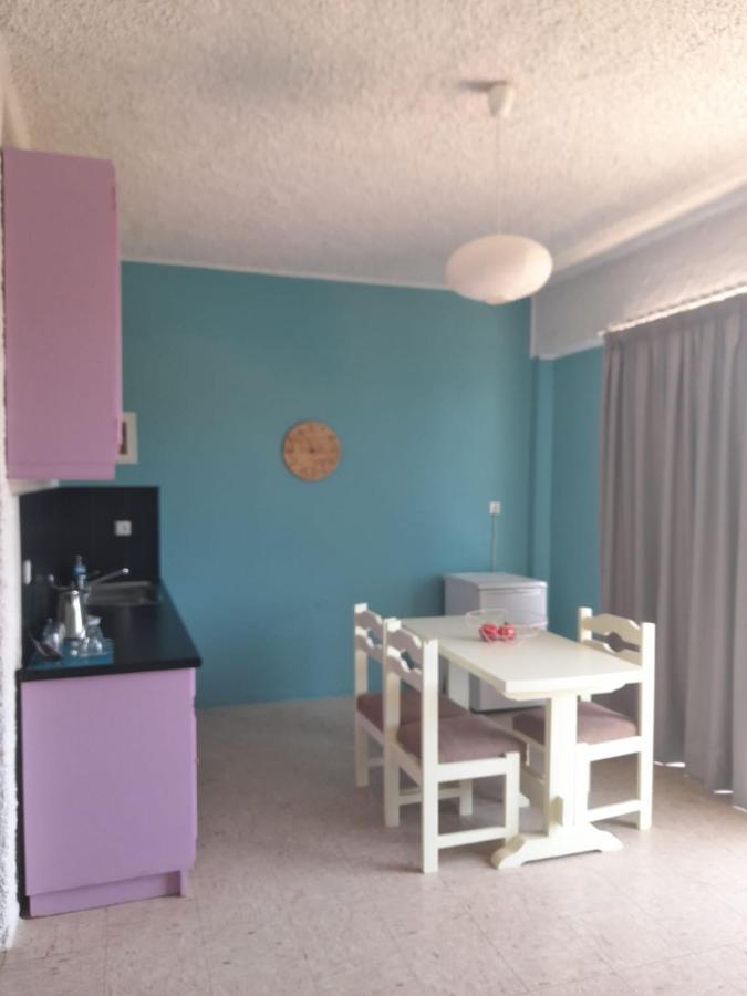 The Bongos - Socially Conscious Rooms, Part Of The Room Rate Goes To Charity Platanés Extérieur photo