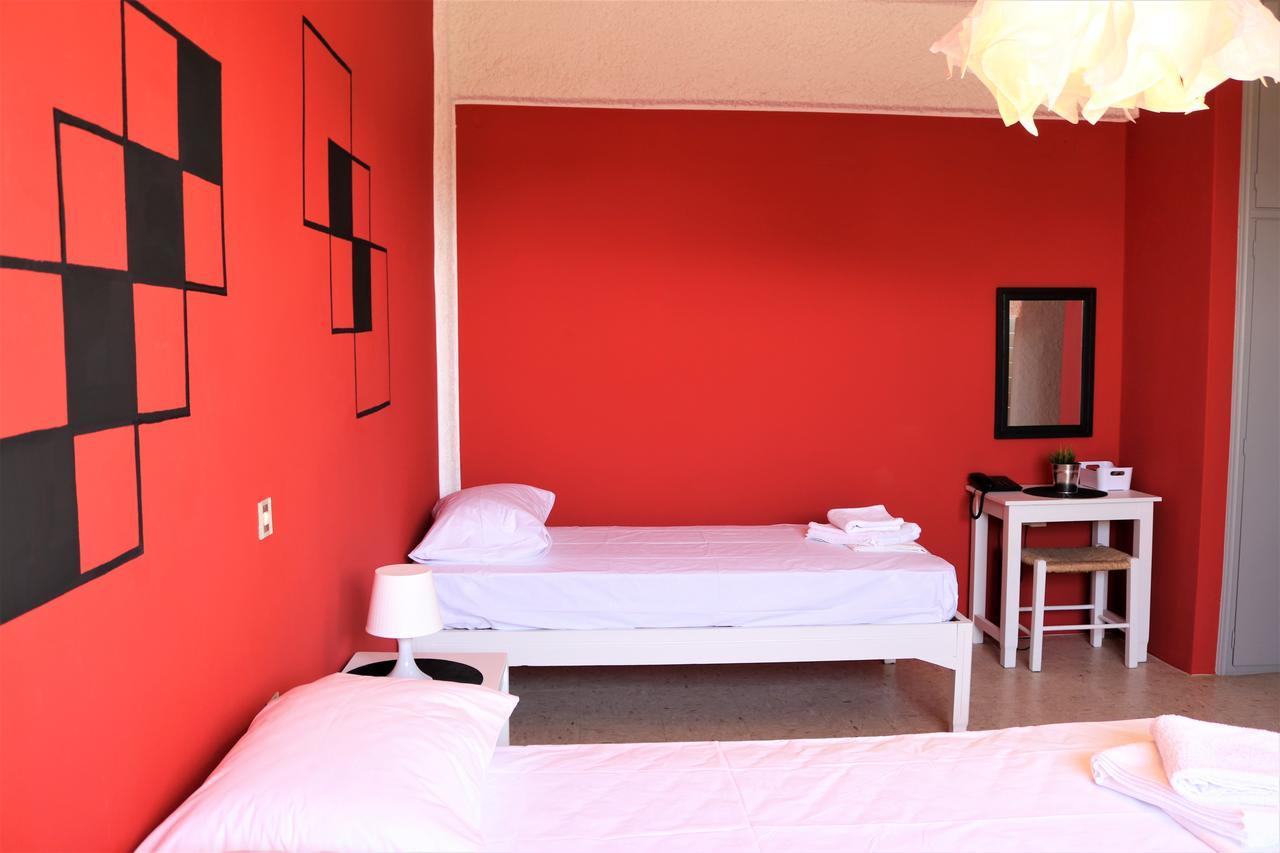 The Bongos - Socially Conscious Rooms, Part Of The Room Rate Goes To Charity Platanés Extérieur photo