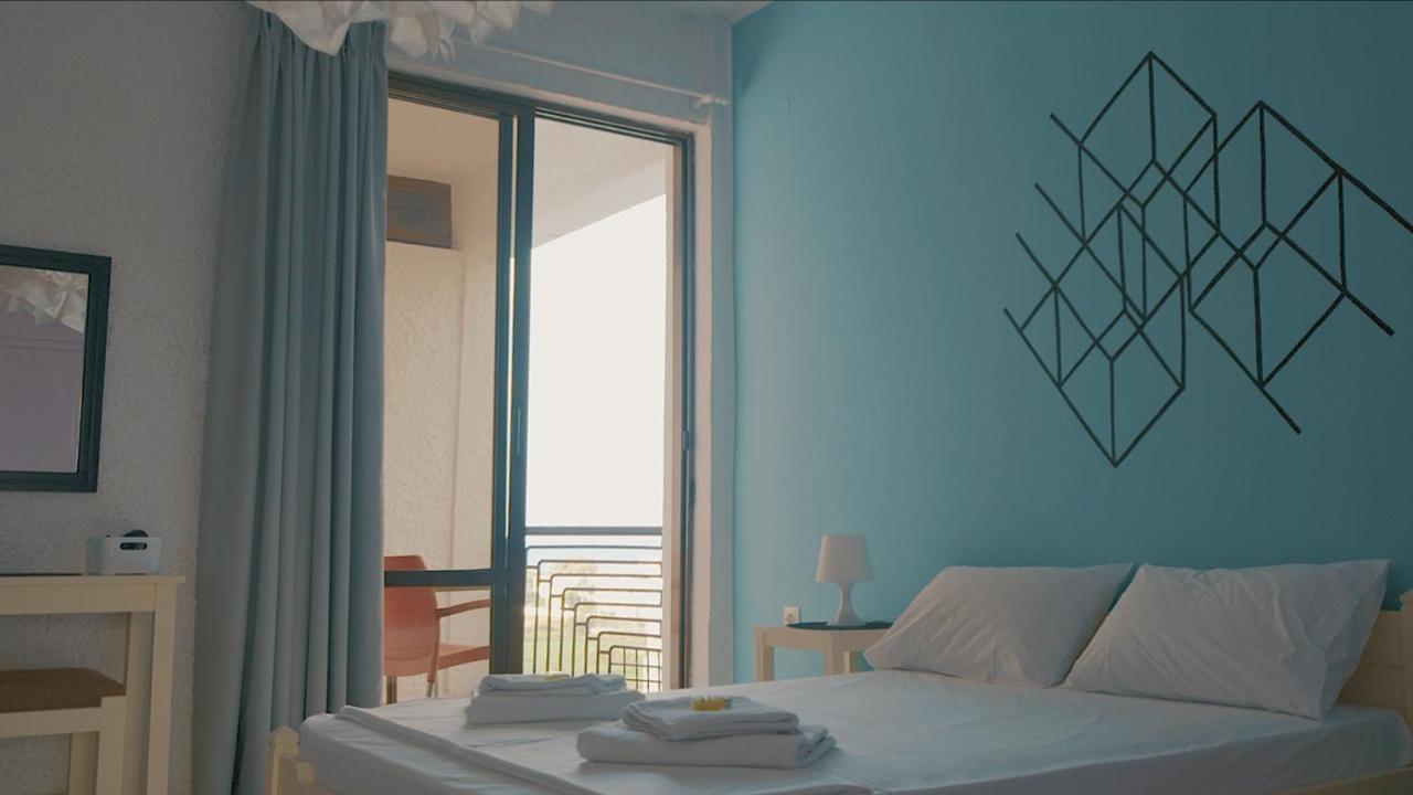 The Bongos - Socially Conscious Rooms, Part Of The Room Rate Goes To Charity Platanés Extérieur photo